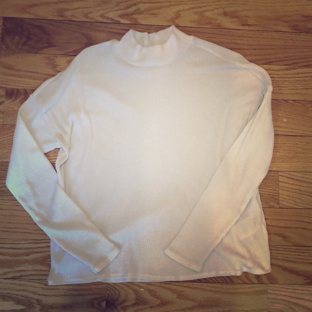 White H&M sweater